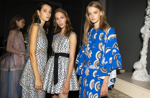 服装网站设计方案